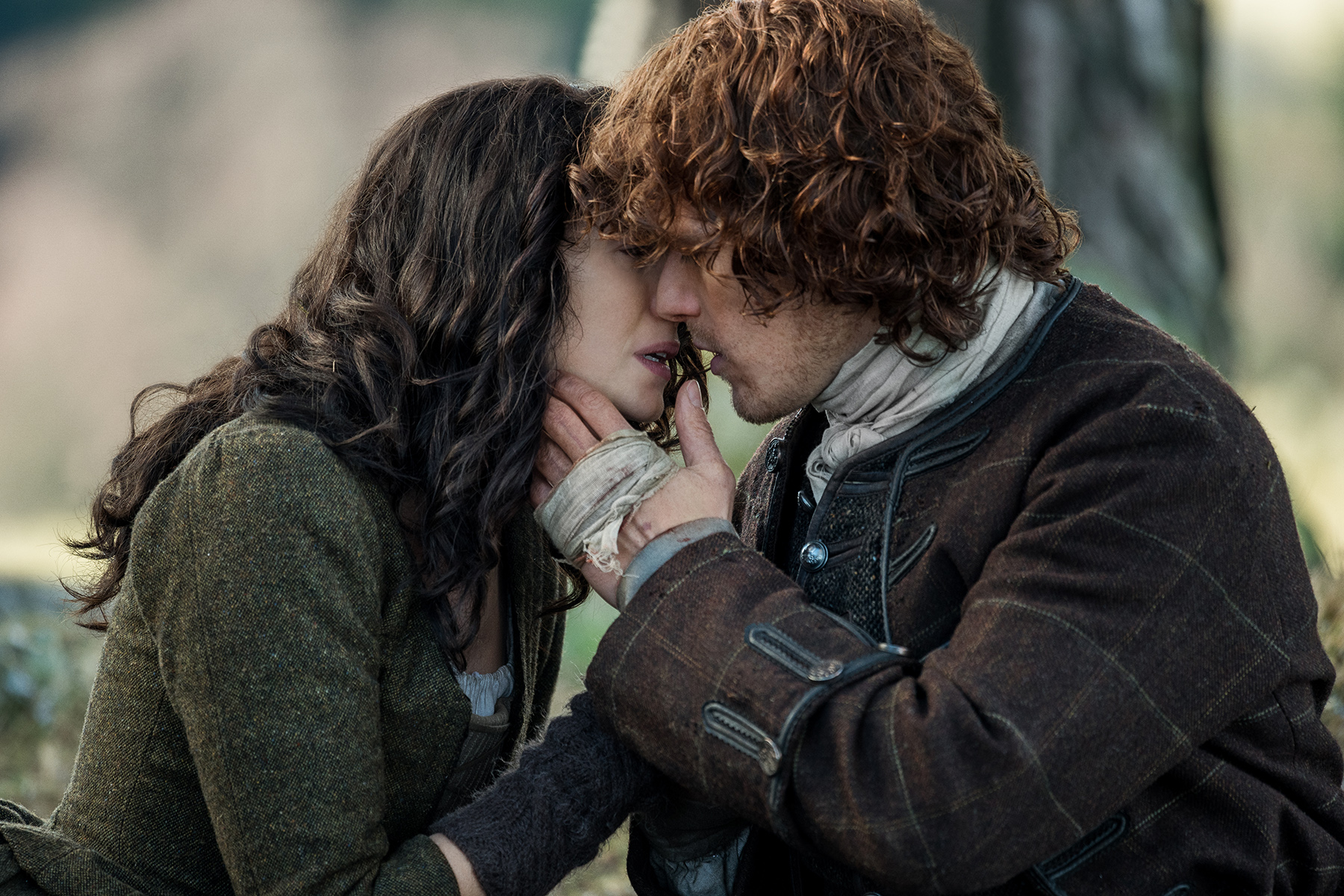 Photo of 'Outlander' Review: "Dragonfly in Amber"