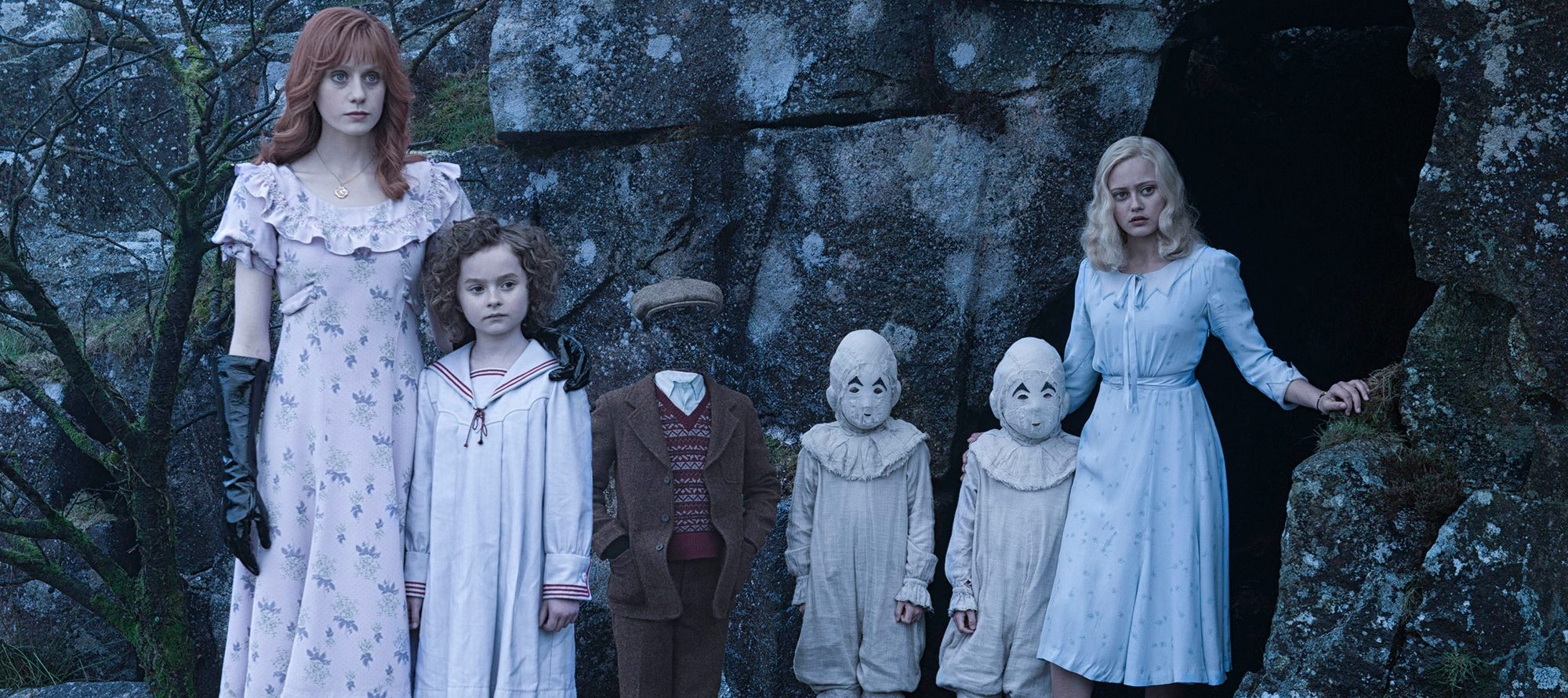 Photo of Review: 'Miss Peregrine's Home' is a Clunky But Thrilling Ride