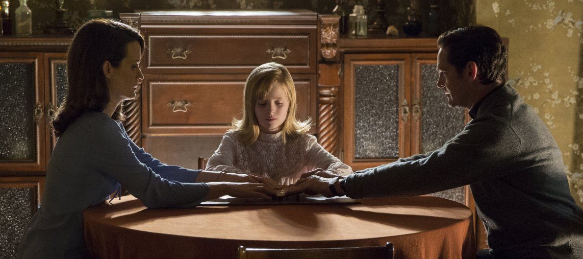 Photo of Review: 'Ouija: Origin of Evil' Will Help Retire The Board Game