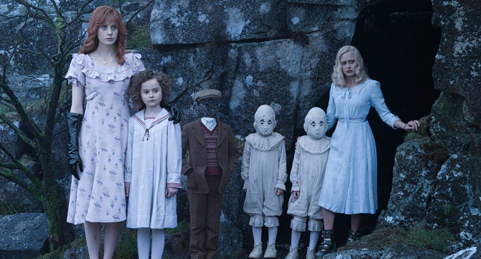 Photo of “Miss Peregrine’s Home for Peculiar Children” Book to Film: What’s the Difference?