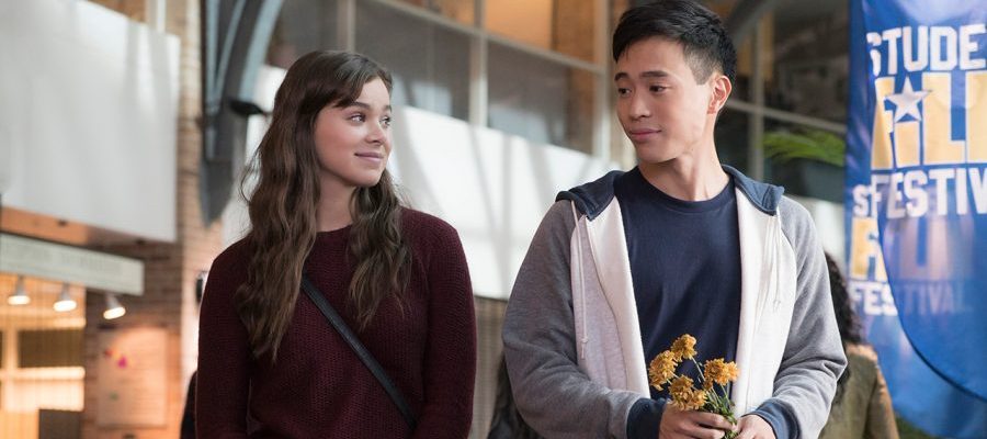 Photo of Review: 'The Edge of Seventeen' Is On the Edge of Perfection