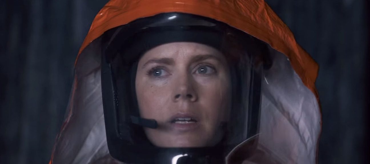 Photo of Review:  'Arrival' Touches Our Hearts And Abducts Our Minds