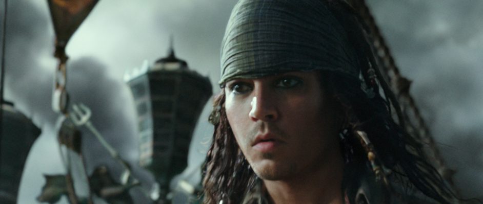 Photo of Review: 'Pirates of the Caribbean: Dead Men Tell No Tales' Livens the Franchise