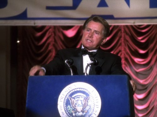 Photo of Why 'The West Wing' Is the Show Americans Need To Be Watching Right Now