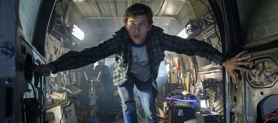 Photo of Review: Pop Culture Filled 'Ready Player One' Innovates and Exudes Action